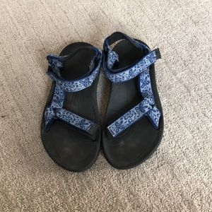 Blue Tevas